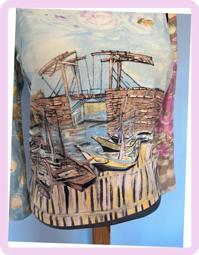 🌄 Haut Save The Queen Taille L – Paysage Artistique & Dos Ouvert - photo numéro 4