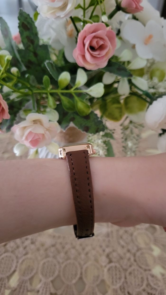 Montre femme en cuire - photo numéro 4