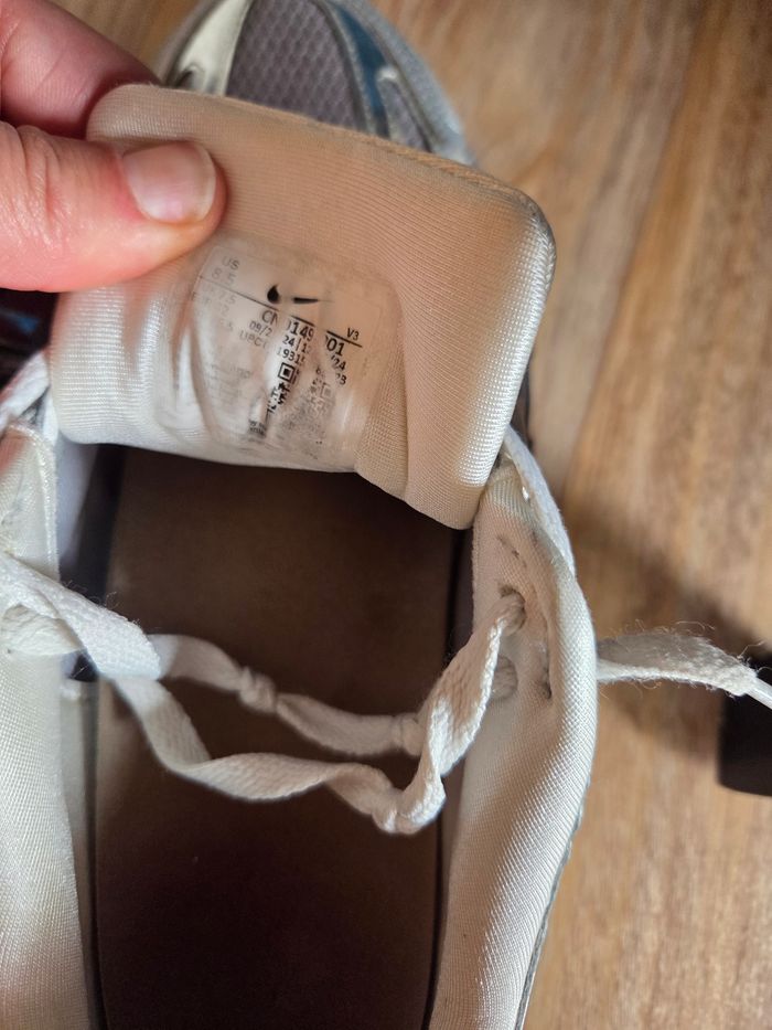 Nike P6000 gris métal et noir 42 - photo numéro 8