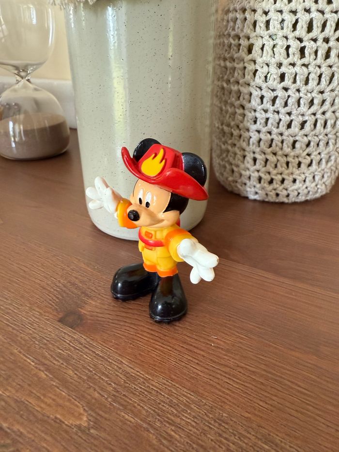 Figurine articulée Mickey pompier - Disney - photo numéro 2