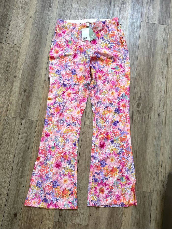 Ensemble d’été pantalon chemise fleurs H&M taille M - photo numéro 4