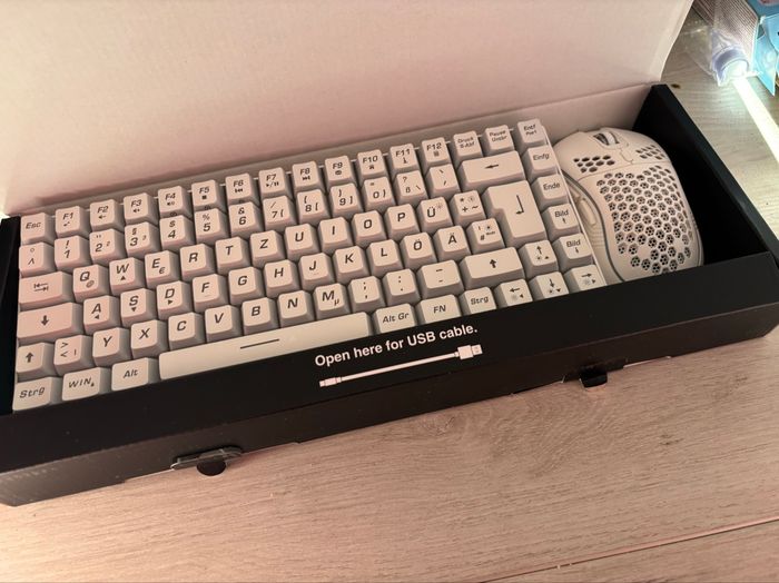Clavier et souris - photo numéro 3