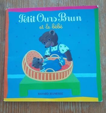 Livre Petit Ours Brun et le bébé