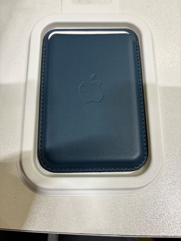 Porte carte magsafe bleu