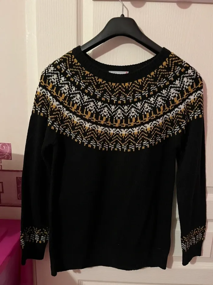 Pull motif