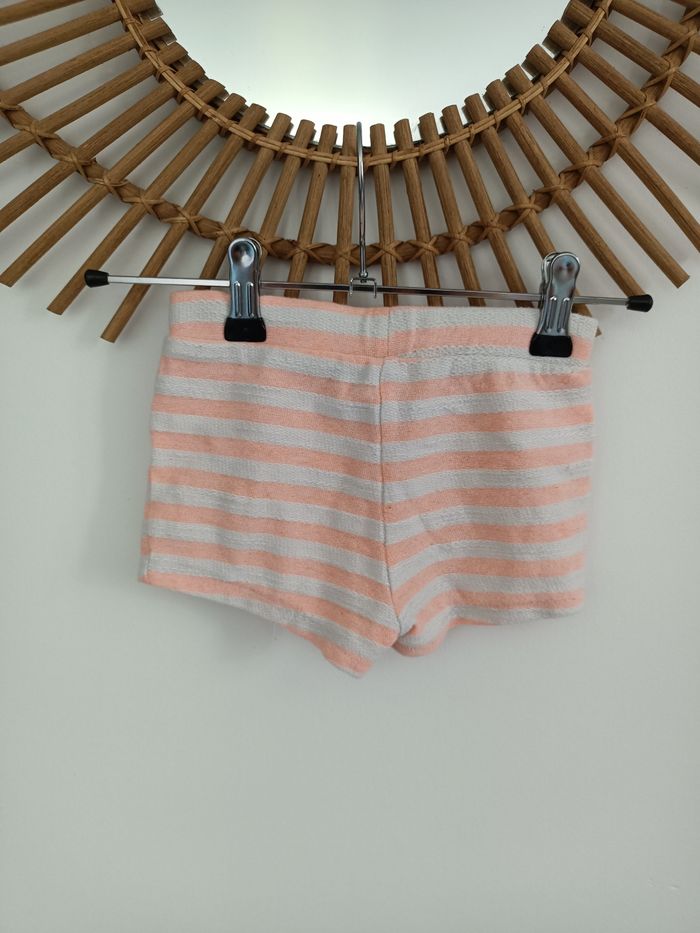 Short smiley 23mois - photo numéro 2