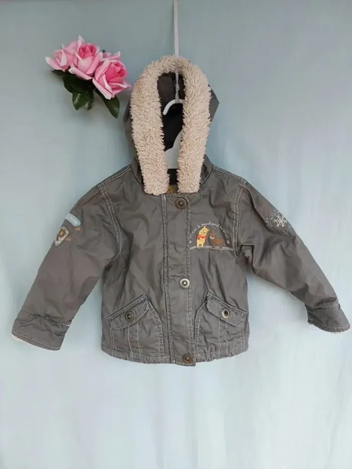 Blouson avec capuche Disney Winnie 18 mois