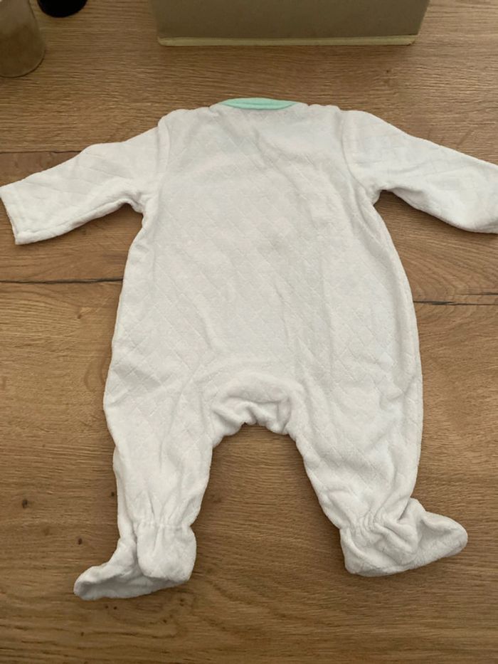Pyjama 1 mois - photo numéro 3