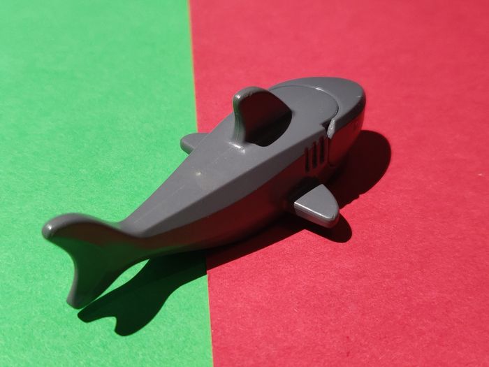 Figurine Requin gris Lego yeux imprimés - vrai Lego - photo numéro 6