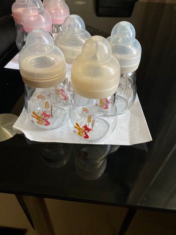 Lots de 4 petite biberons mam en verre