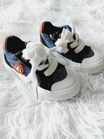 Baskets pointure 21