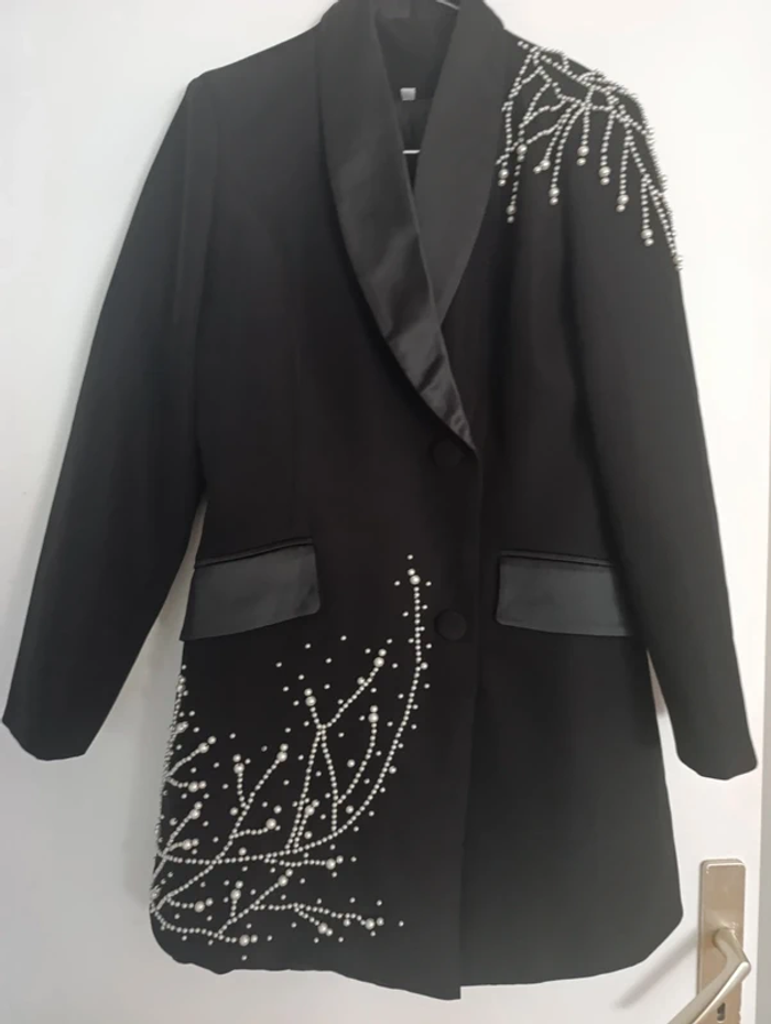 Robe blazer chic et élégant