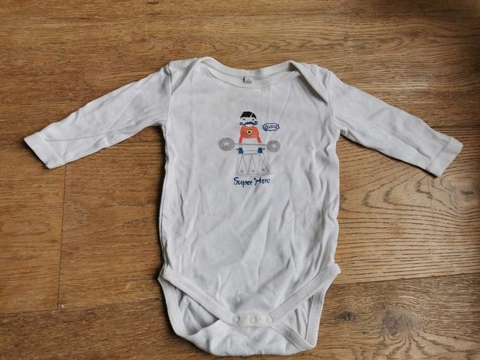 Lot Bodies ML 9mois super héro - photo numéro 5