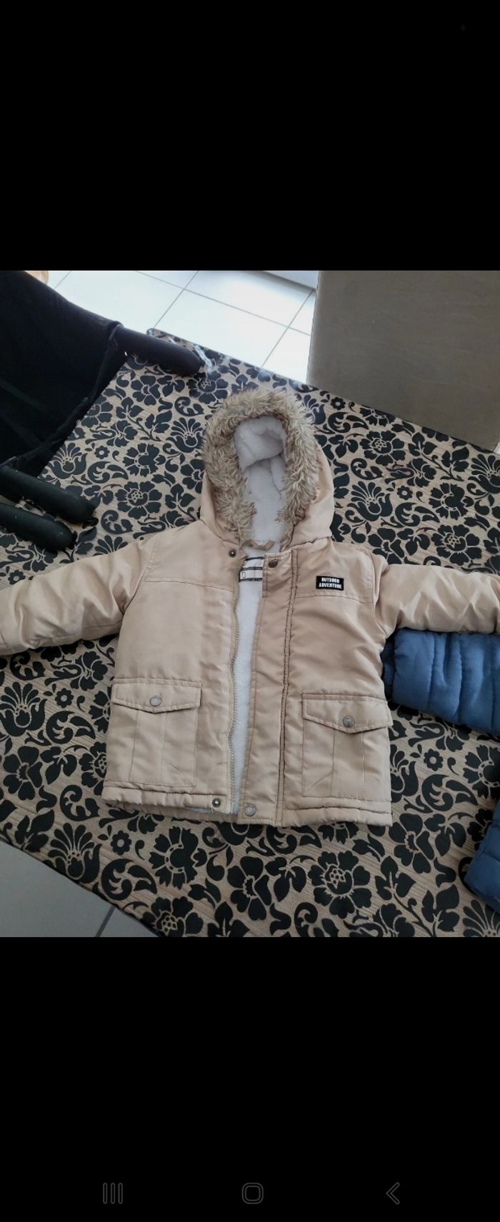 Lot de 2 manteaux hiver 23 mois