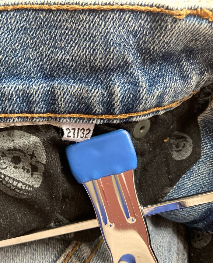 jeans droit Cheap Monday  taille 27/32 - photo numéro 7