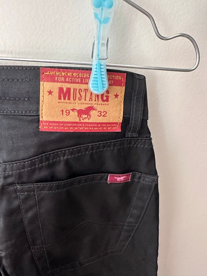 jean mustang - photo numéro 4