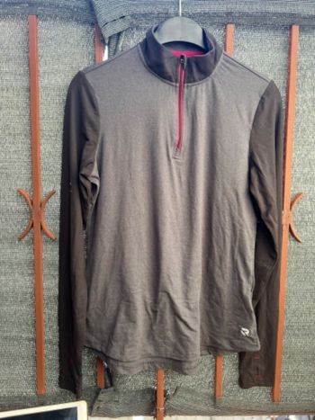 Pull moulant zippée