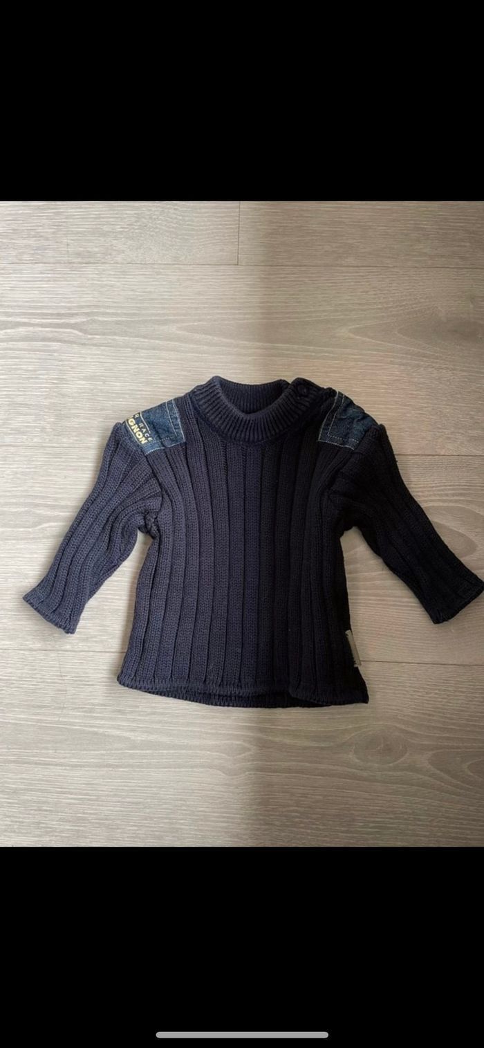 Pull chevignon taille 3 mois