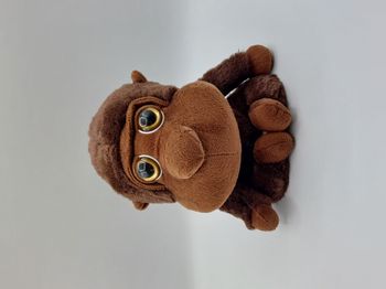 Peluche doudou gorille singe marron BIG HEADZ grosse tête et gros yeux 20 cm