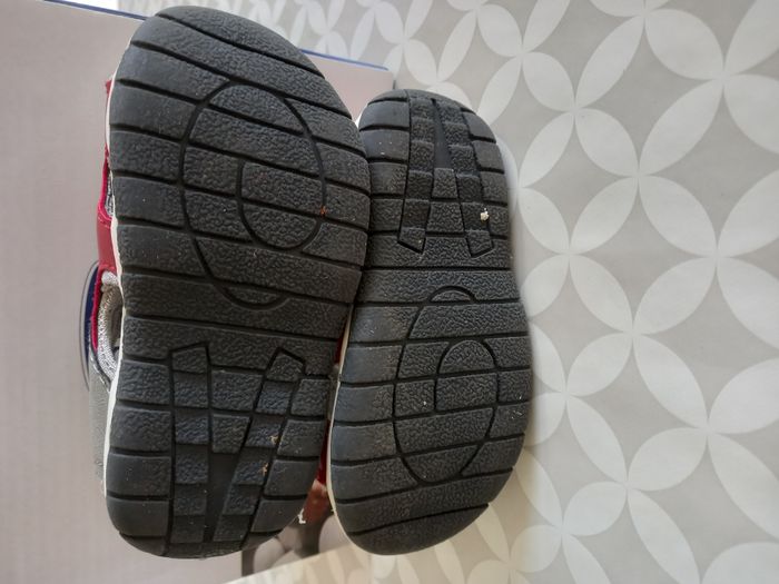 Sandales Chicco T20 – Très bon état, confort bébé - photo numéro 6