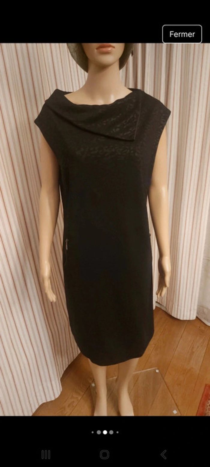 Robe Cassis noire t 46 en trés bonne état - photo numéro 4