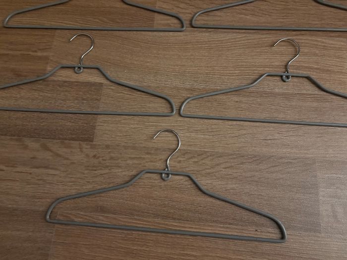 lot 5   cintres - photo numéro 2