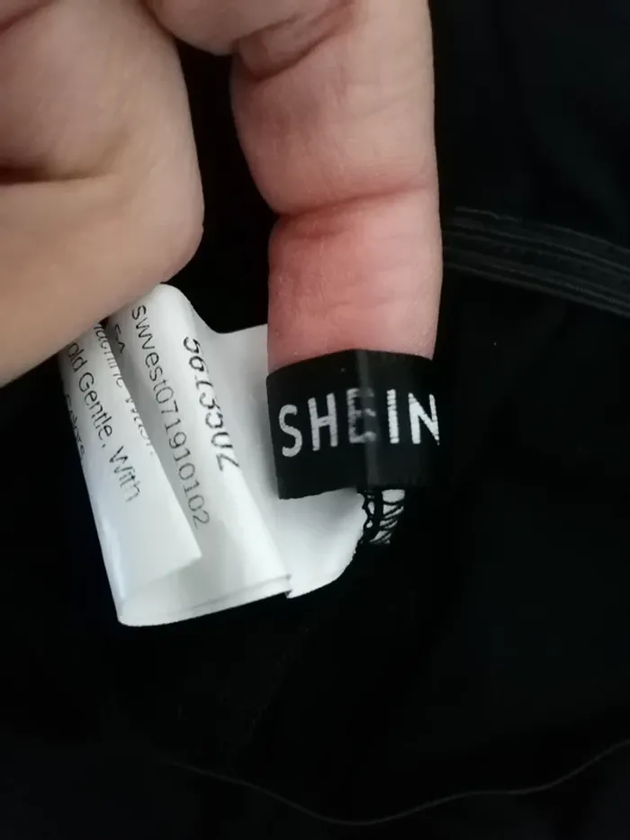Top shein M - photo numéro 3