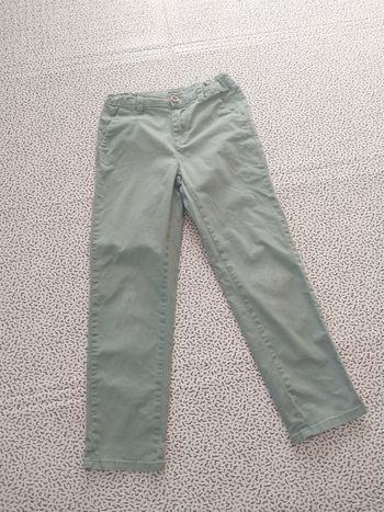 pantalon enfant vert sauge 8 ans kiabi coupe droite confortable