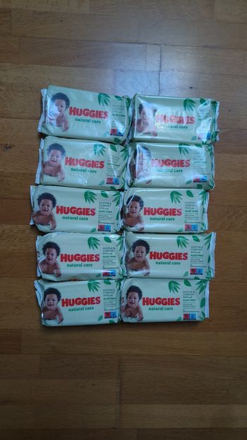 10 paquets de lingettes huggies natural carr