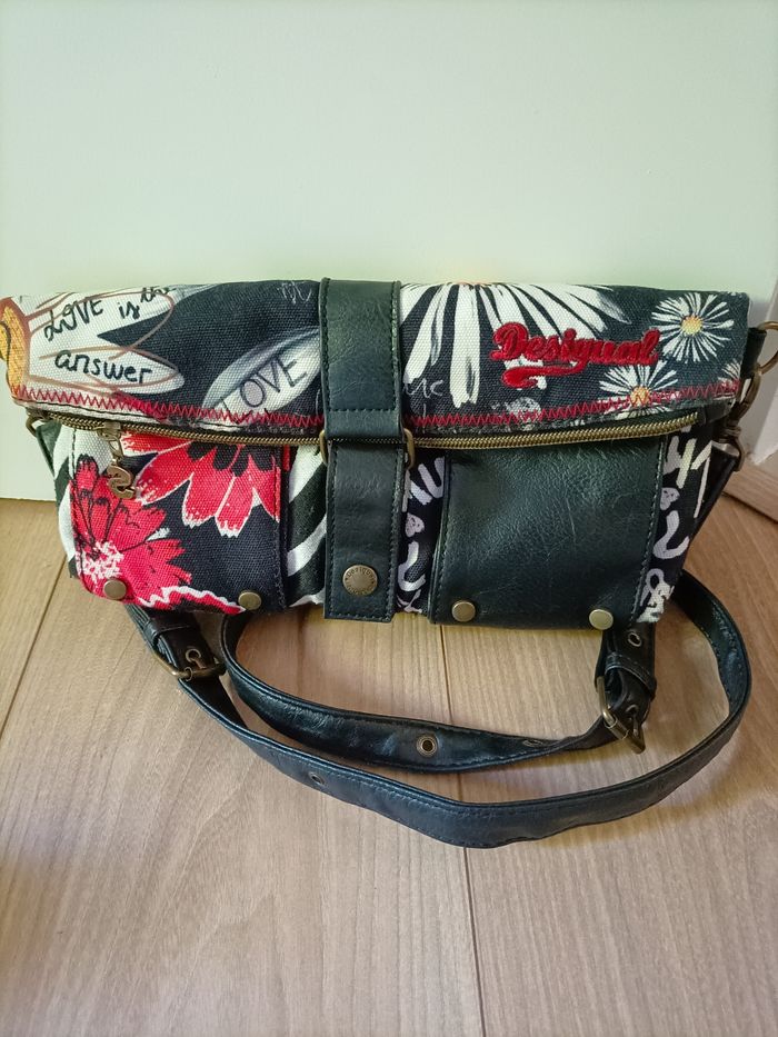 Sac à bandoulière cuir Desigual