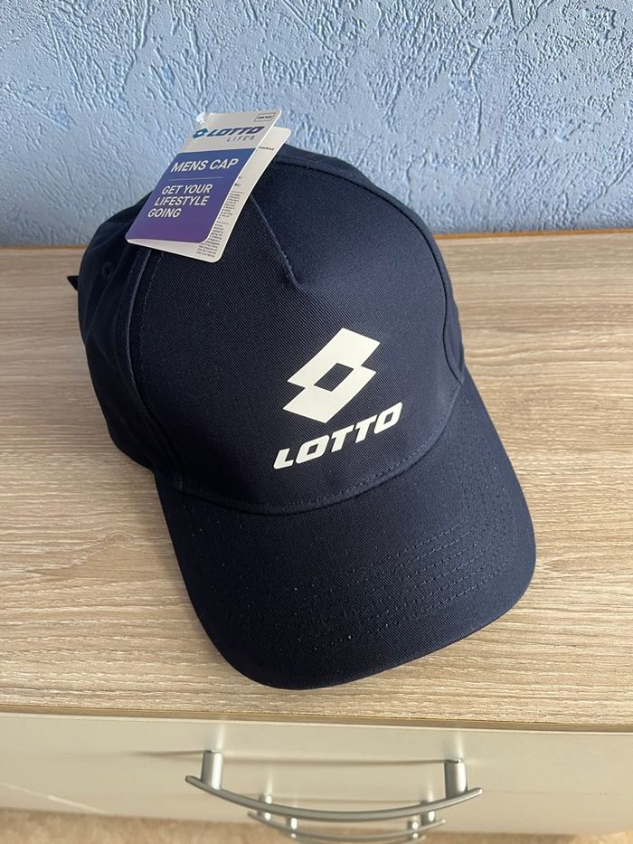 Casquette adulte Lotto neuf - photo numéro 1