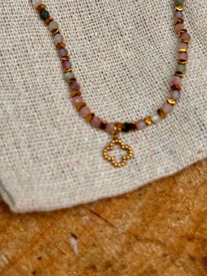 Bracelet réglable élastique perles naturelles jade quartz breloque trèfle - photo numéro 3