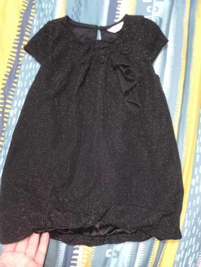 Robe noir de fêtes 3 ans brillante - photo numéro 5
