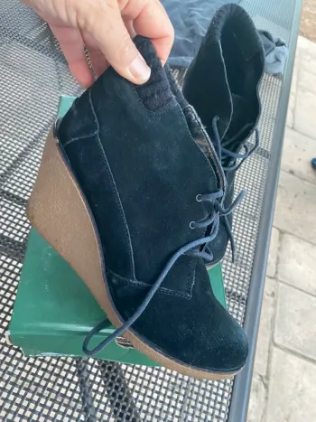 Lacoste bottines compensées 40
