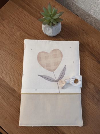 Protège carnet santé 