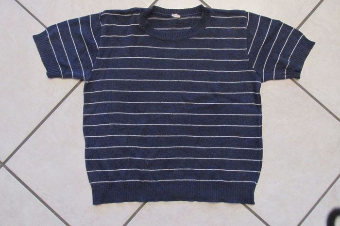Pull manche courte Taille 40 comme neuf