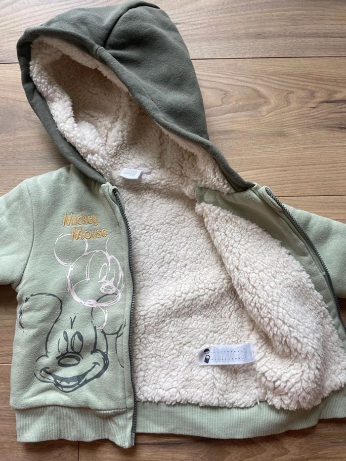 Gilet doublé Mickey 12 mois - photo numéro 2