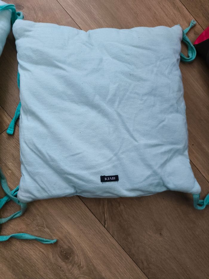 Tour de lit Kiabi avec lanières - photo numéro 2