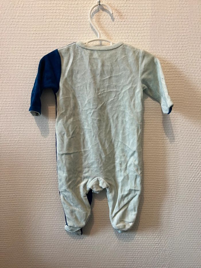 pyjama croisée 3 mois en très bonne état - photo numéro 2
