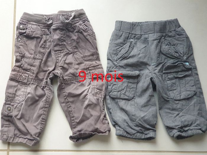 2 pantalons 9 mois