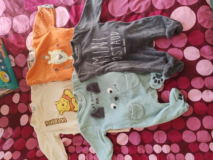 Lot vêtement 1 mois
