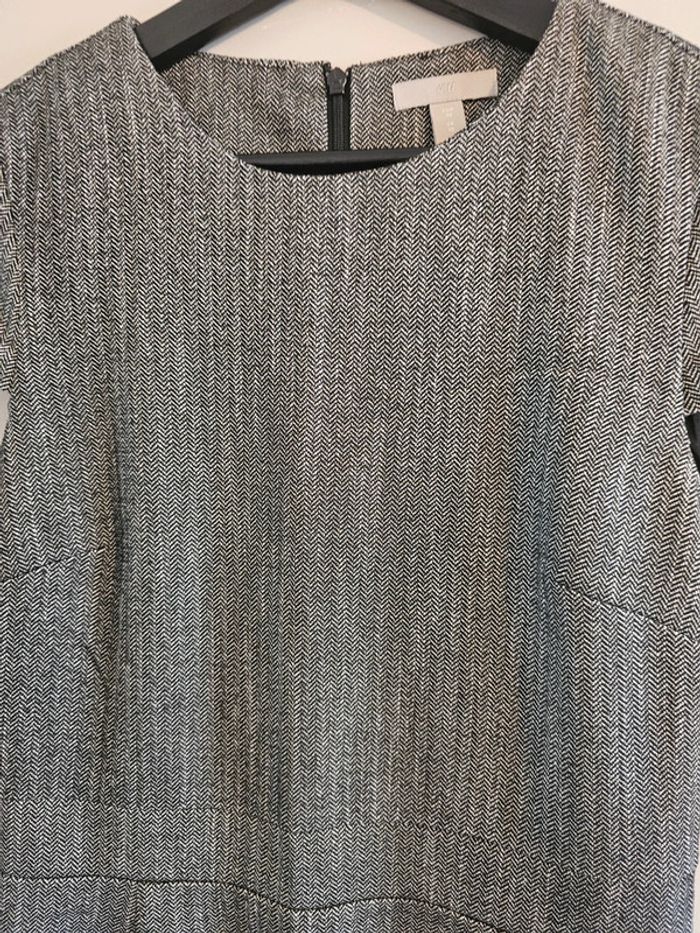 Robe H&M Taille 38 - photo numéro 3