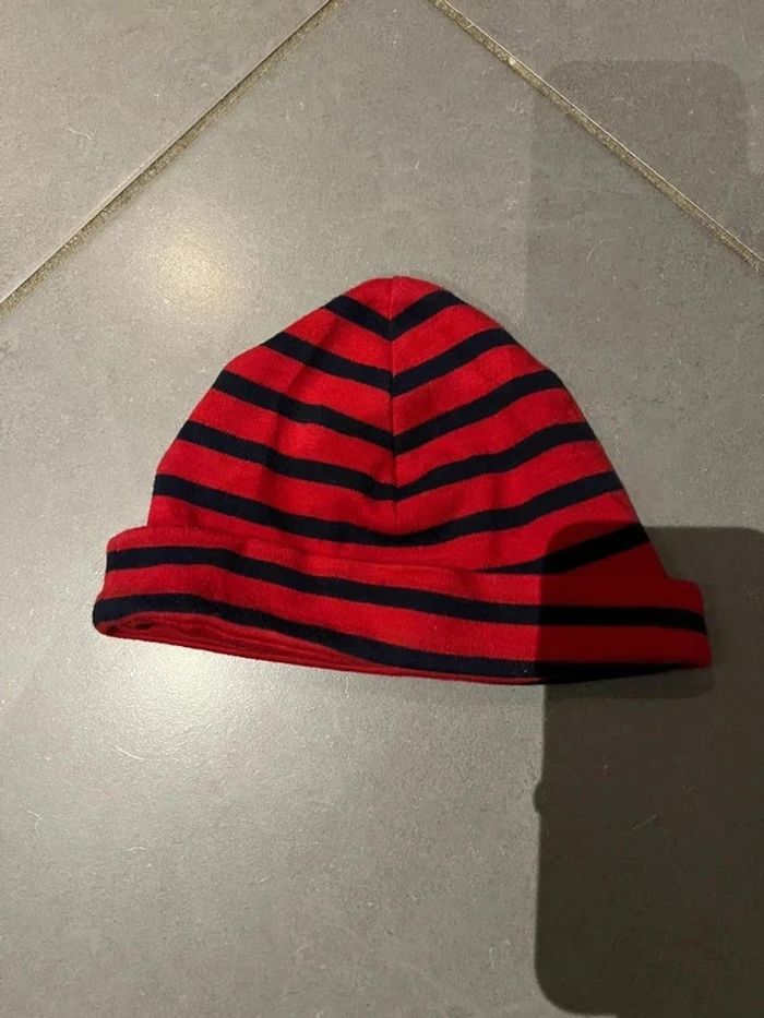 Bonnet - Moussaillon - Rouge à rayures bleu marine (type marinière) - 6/12 mois - Très bon état - photo numéro 3