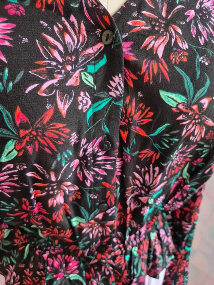 💕jolie blouse fleurie bzb femme TS  / 36 💕 - photo numéro 10