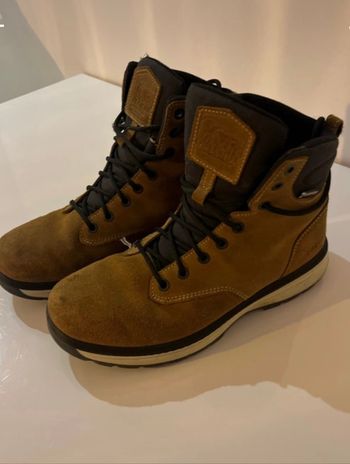 Chaussures montantes pointure 40 - Quechua