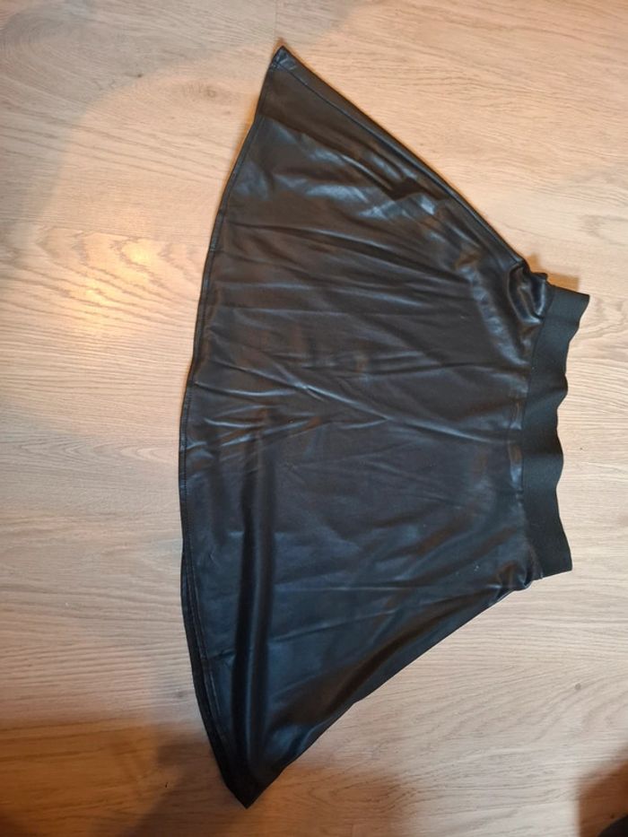 Jupe noir en cuir