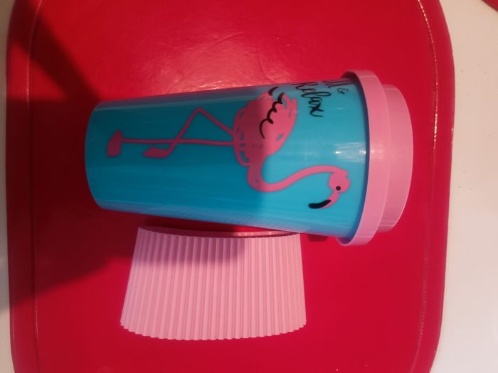 Mug avec couvercle - photo numéro 2