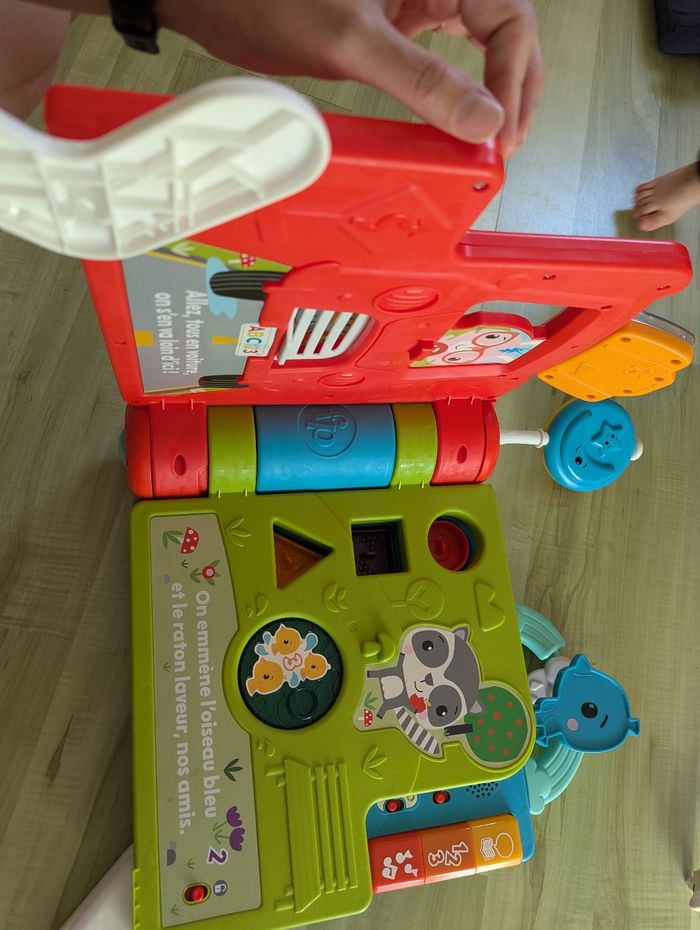 Grand livre d'activité Livre xxl FisherPrice - photo numéro 5