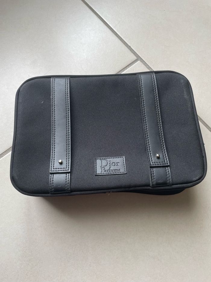 Trousse toilette dior
