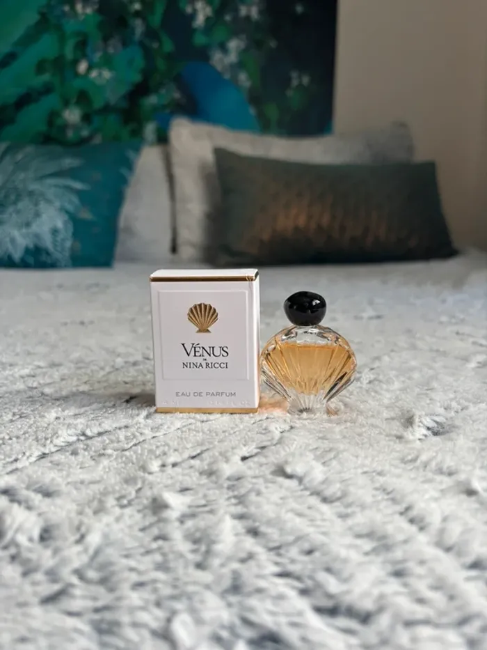 miniature Vénus Nina ricci